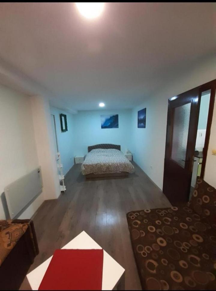Hotel Juliana Belgrad Zewnętrze zdjęcie